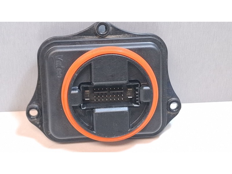 Recambio de centralita faros xenon para ford kuga ii (dm2) 2.0 tdci referencia OEM IAM 90100295  