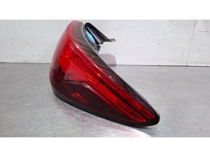 Recambio de piloto carrocería trasero derecho para mg zs suv (azs1) 1.5 vti referencia OEM IAM A30005R0100  