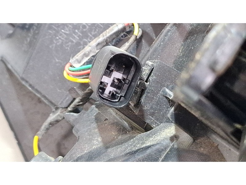 Recambio de piloto carrocería trasero derecho para mg zs suv (azs1) 1.5 vti referencia OEM IAM A30005R0100  