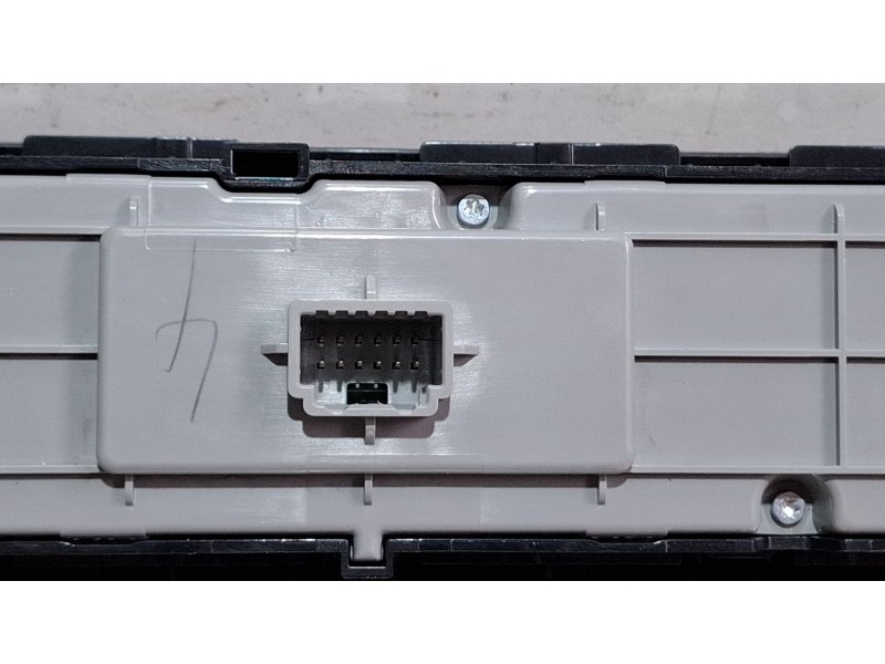 Recambio de mando climatizador para mg zs suv (azs1) 1.5 vti referencia OEM IAM 10703154  