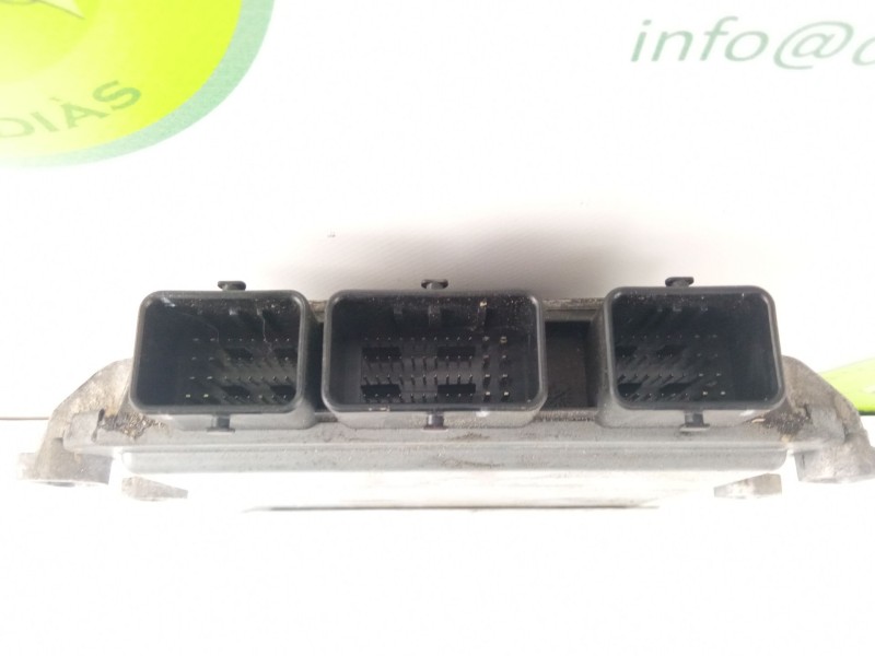 Recambio de centralita motor para peugeot 307 referencia OEM IAM 9647423380 5WS40145A-T 9653205380