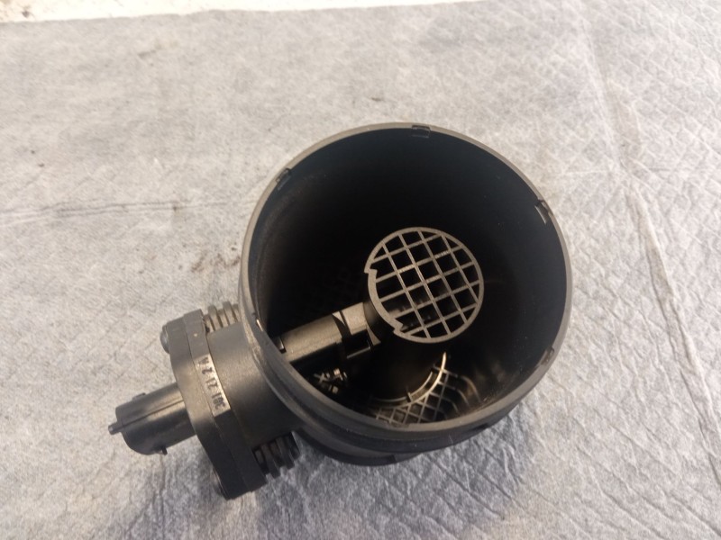 Recambio de caudalimetro para opel vectra referencia OEM IAM 0281002479-24437503  