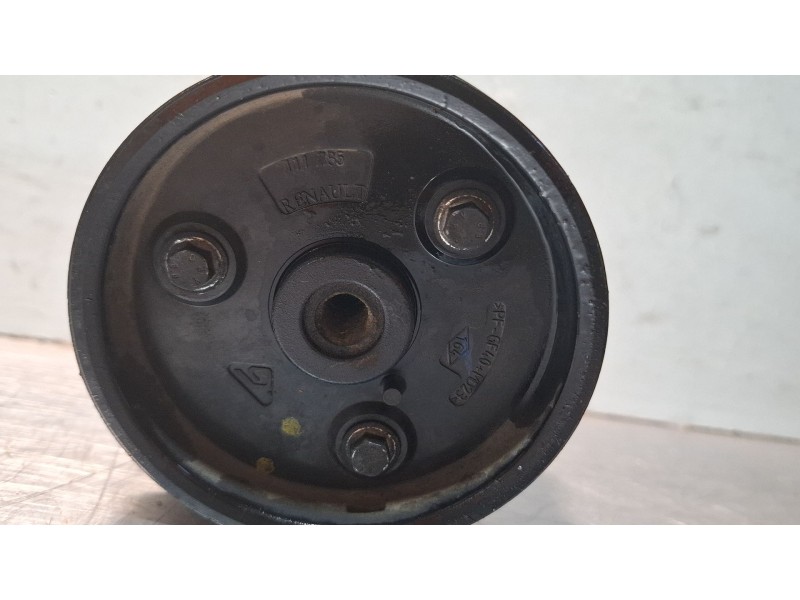 Recambio de bomba direccion mecánica para renault master 2.5 dci, 120cv referencia OEM IAM 8200193992/A  