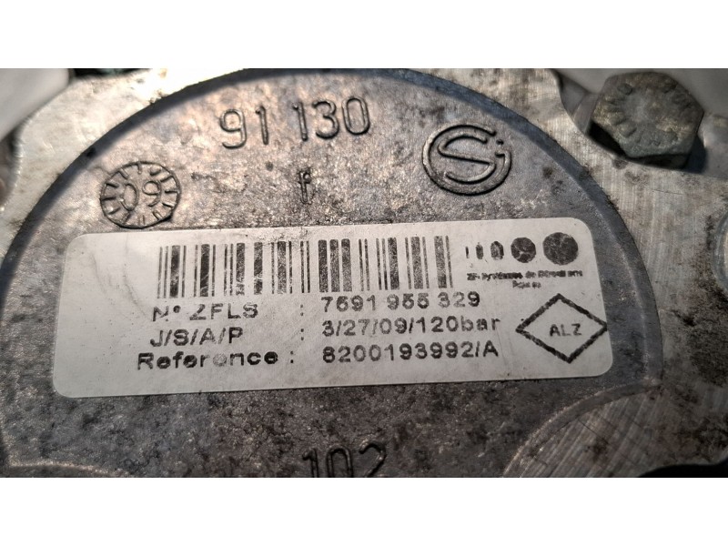 Recambio de bomba direccion mecánica para renault master 2.5 dci, 120cv referencia OEM IAM 8200193992/A  