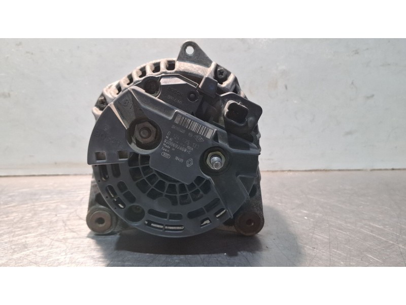 Recambio de alternador para renault master 2.5 dci, 120cv referencia OEM IAM 0124525133 / 8200692868C  