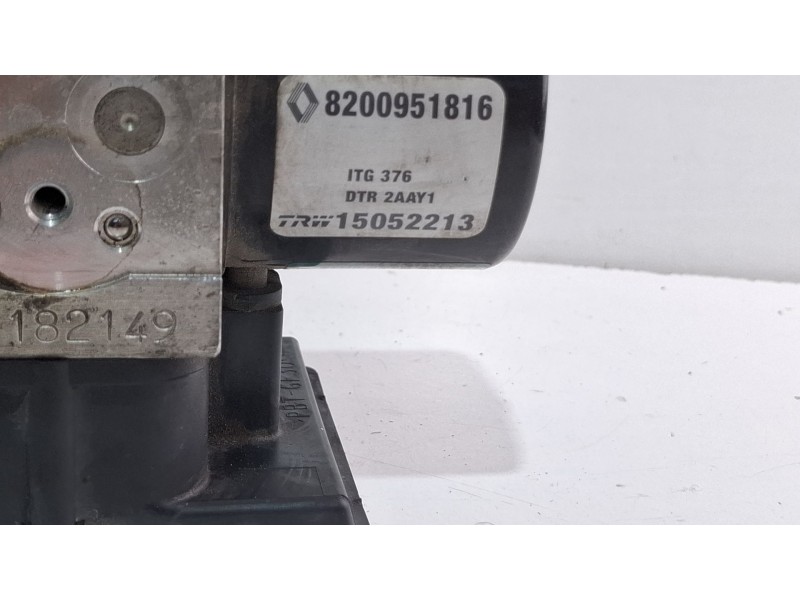 Recambio de modulo abs para renault master 2.5 dci, 120cv referencia OEM IAM 8200951816  
