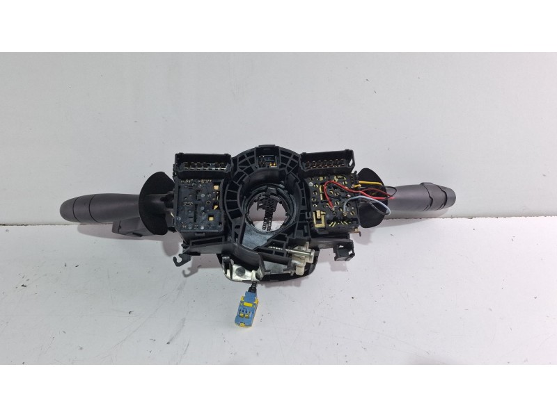 Recambio de mando multifuncion para renault master 2.5 dci, 120cv referencia OEM IAM 8200878697  