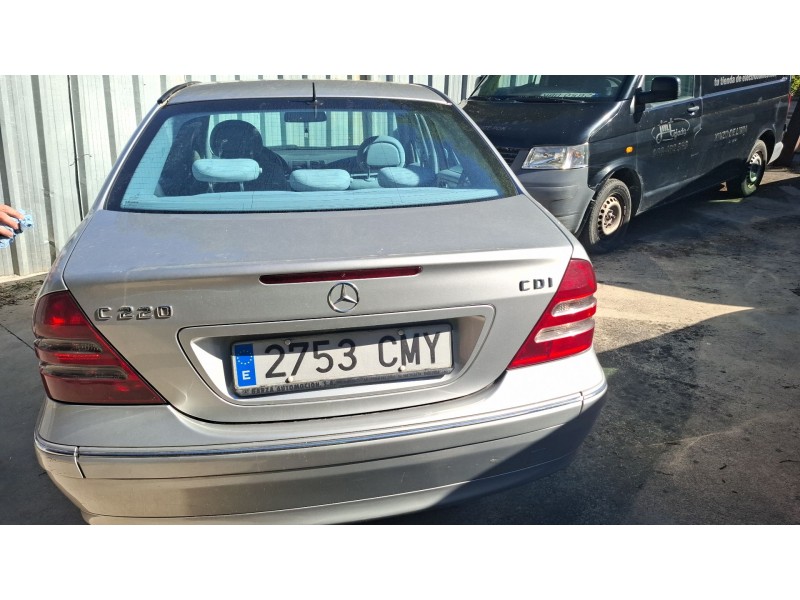 mercedes-benz c 220 cdi w203 2.2 cdi 143cv del año 2003