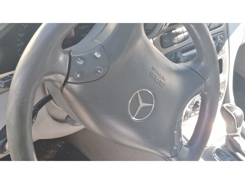 mercedes-benz c 220 cdi w203 2.2 cdi 143cv del año 2003
