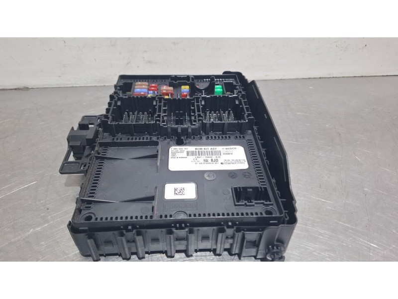 Recambio de caja reles / fusibles para ford focus iv (hn) 1.5 ecoblue referencia OEM IAM LX6T15604BJD  