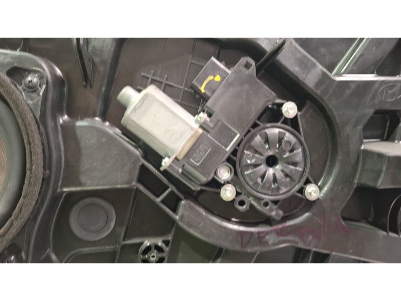 Recambio de elevalunas delantero derecho para hyundai i40 i (vf) 1.7 crdi referencia OEM IAM 813203Z020  