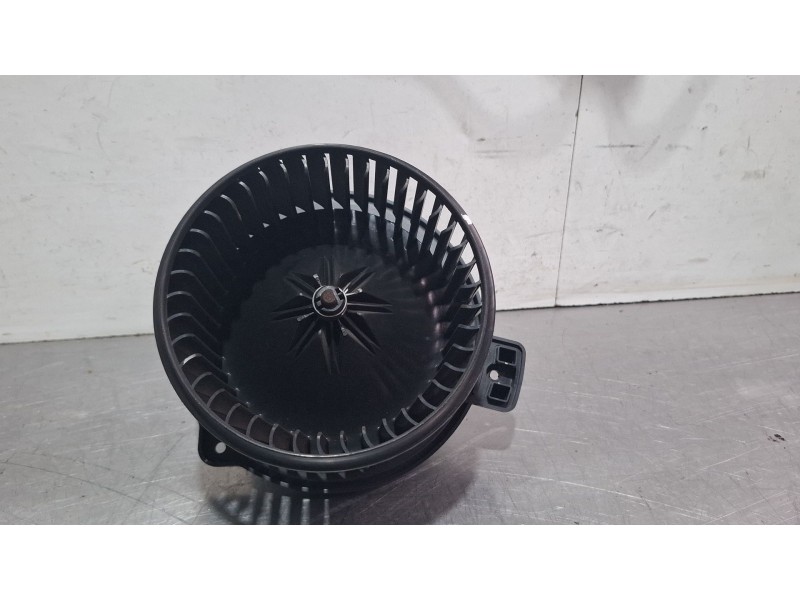 Recambio de motor calefaccion para hyundai i40 i (vf) 1.7 crdi referencia OEM IAM B308830510 / A0550174  