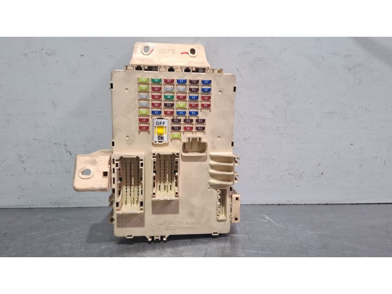 Recambio de caja reles / fusibles para hyundai i40 i (vf) 1.7 crdi referencia OEM IAM 919553Z010  