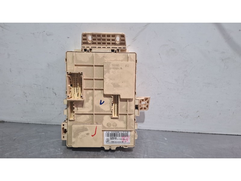 Recambio de caja reles / fusibles para hyundai i40 i (vf) 1.7 crdi referencia OEM IAM 919553Z010  