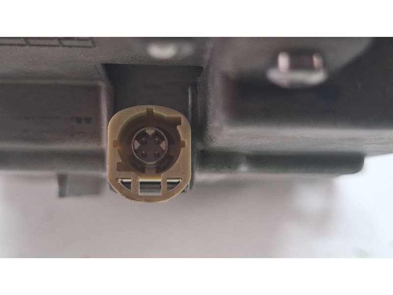 Recambio de pantalla multifuncion para peugeot 2008 referencia OEM IAM 9831642480  