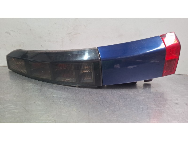 Recambio de piloto trasero derecho para opel meriva 5p 1.7d 100cv referencia OEM IAM   