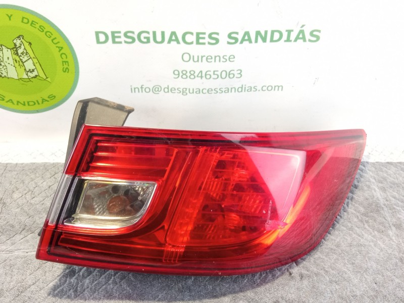 Recambio de piloto trasero derecho para renault clio referencia OEM IAM 265509846r  