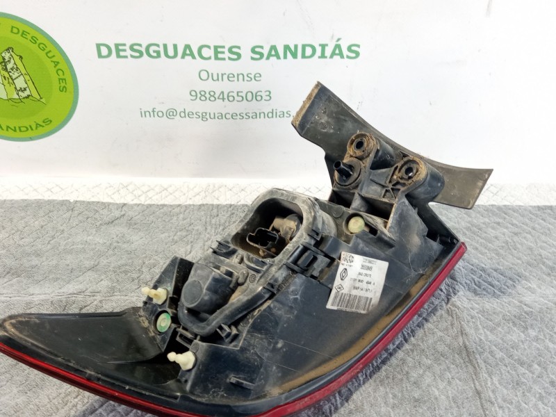 Recambio de piloto trasero derecho para renault clio referencia OEM IAM 265509846r  