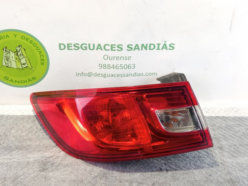 Recambio de piloto trasero izquierdo para renault clio referencia OEM IAM 265553752R  