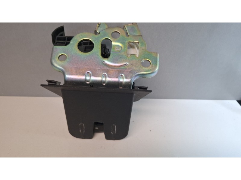 Recambio de cerradura maletero / porton para seat leon sportstourer referencia OEM IAM 5E0827505A  