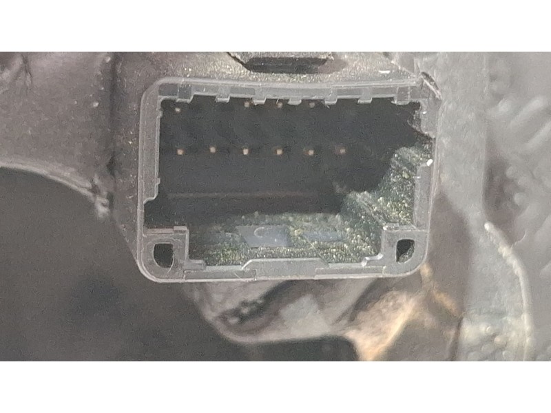 Recambio de espejo retrovisor izquierdo electrico para renault fluence referencia OEM IAM 963020164R / E20209138  