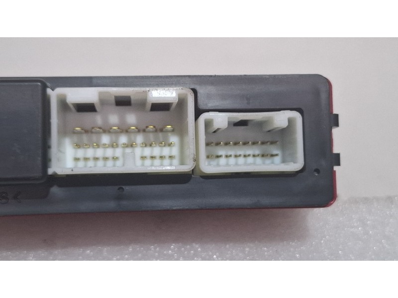 Recambio de modulo electronico para lexus is ii (_e2_) 220d (ale20) referencia OEM IAM 8943053011 / 1233006840  