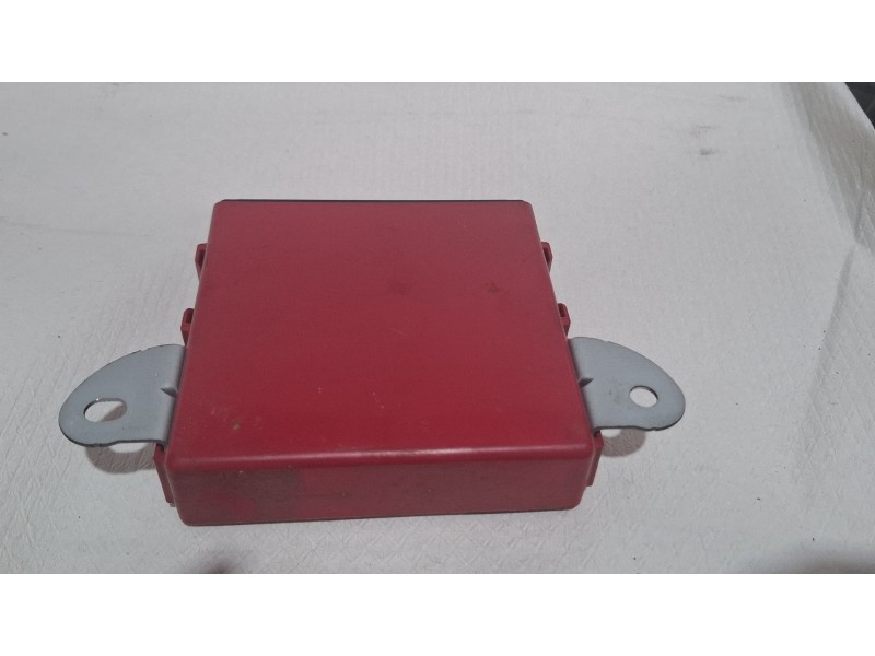 Recambio de modulo electronico para lexus is ii (_e2_) 220d (ale20) referencia OEM IAM 8943053011 / 1233006840  