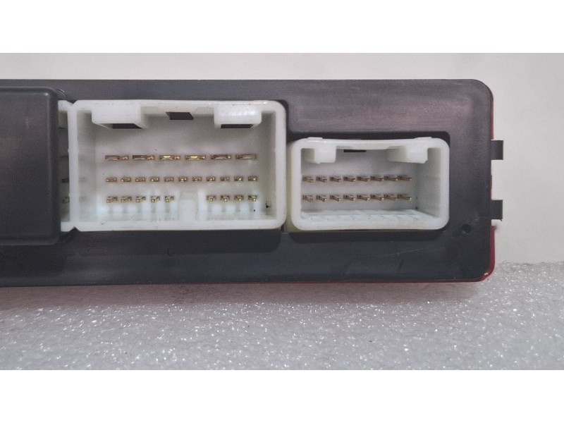 Recambio de modulo electronico para lexus is ii (_e2_) 220d (ale20) referencia OEM IAM 8943053011 / 1233006840  