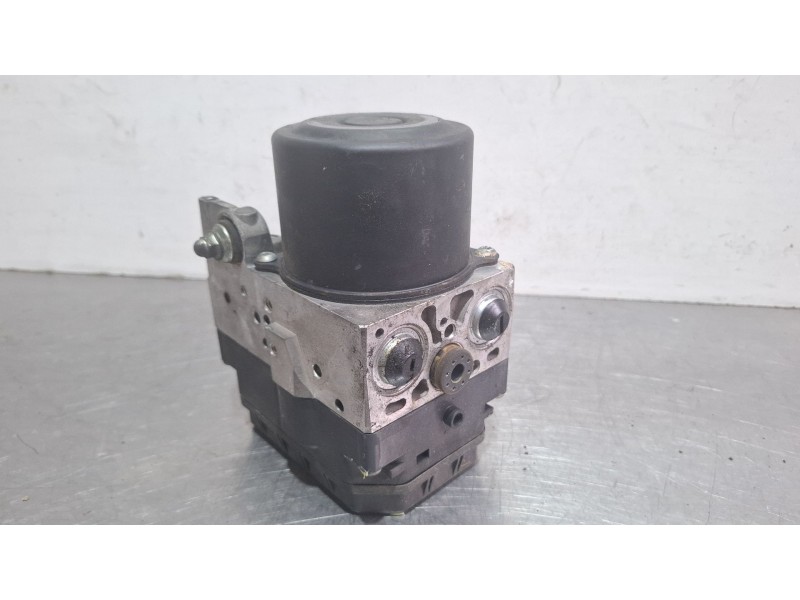 Recambio de modulo abs para lexus is ii (_e2_) 220d (ale20) referencia OEM IAM 1338008060 / 4454053100  