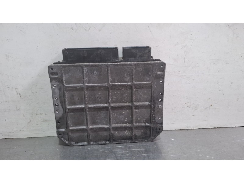 Recambio de centralita motor para lexus is ii (_e2_) 220d (ale20) referencia OEM IAM 8966153740 / 1758008285  