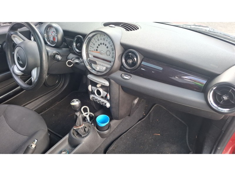 mini cooper d clubman (familiar) 5p, 1.6 d, 110 cv del año 2009