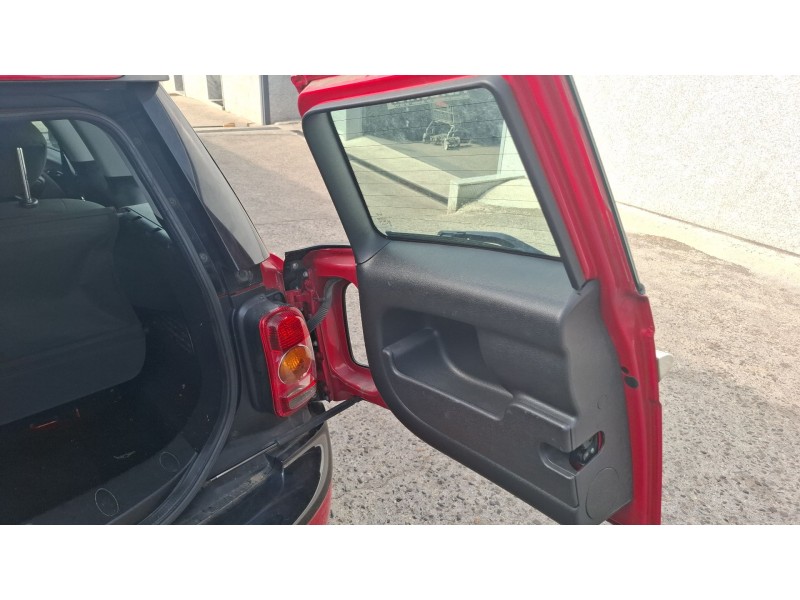 mini cooper d clubman (familiar) 5p, 1.6 d, 110 cv del año 2009