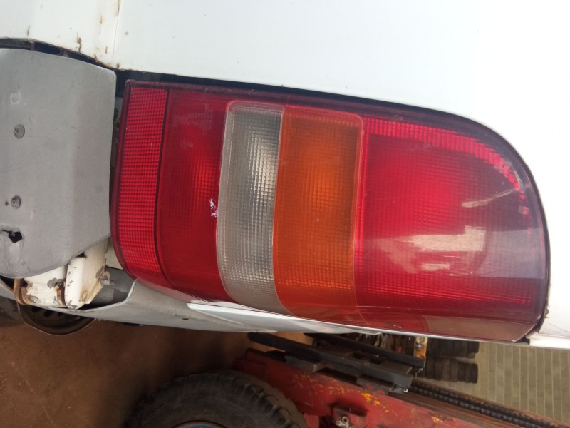 mercedes benz 112 del año 2002