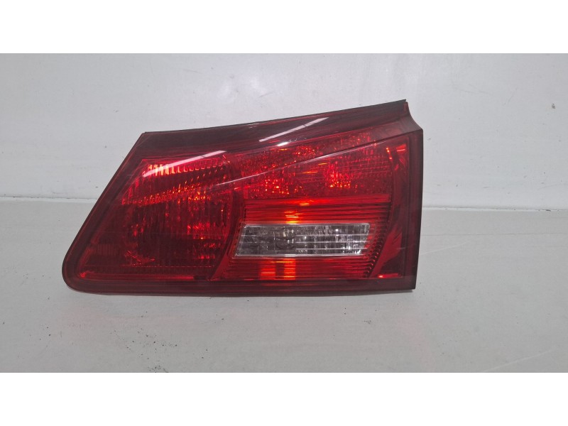 Recambio de piloto porton trasero derecho para lexus is ii (_e2_) 220d (ale20) referencia OEM IAM   