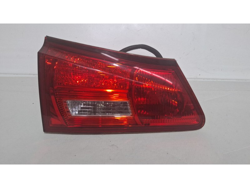 Recambio de piloto porton trasero izquierdo para lexus is ii (_e2_) 220d (ale20) referencia OEM IAM   