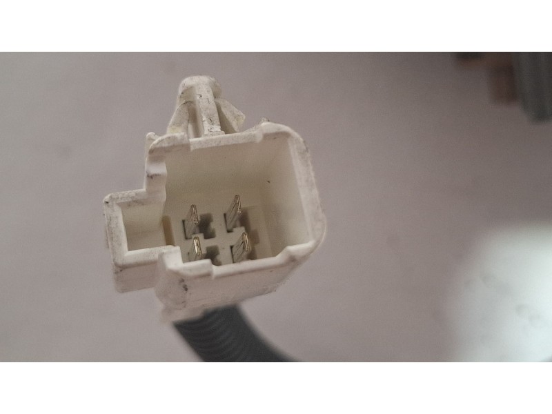 Recambio de piloto porton trasero izquierdo para lexus is ii (_e2_) 220d (ale20) referencia OEM IAM   