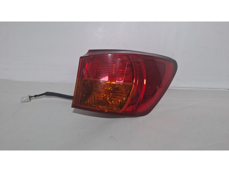Recambio de piloto carrocería trasero derecho para lexus is ii (_e2_) 220d (ale20) referencia OEM IAM   
