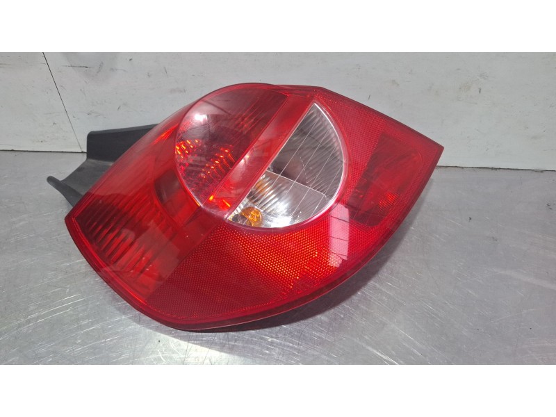 Recambio de piloto trasero izquierdo para renault clio iii, 5p, 1.5 dci, 85 cv, k9k t7 clio iii, fase 1 referencia OEM IAM 89035