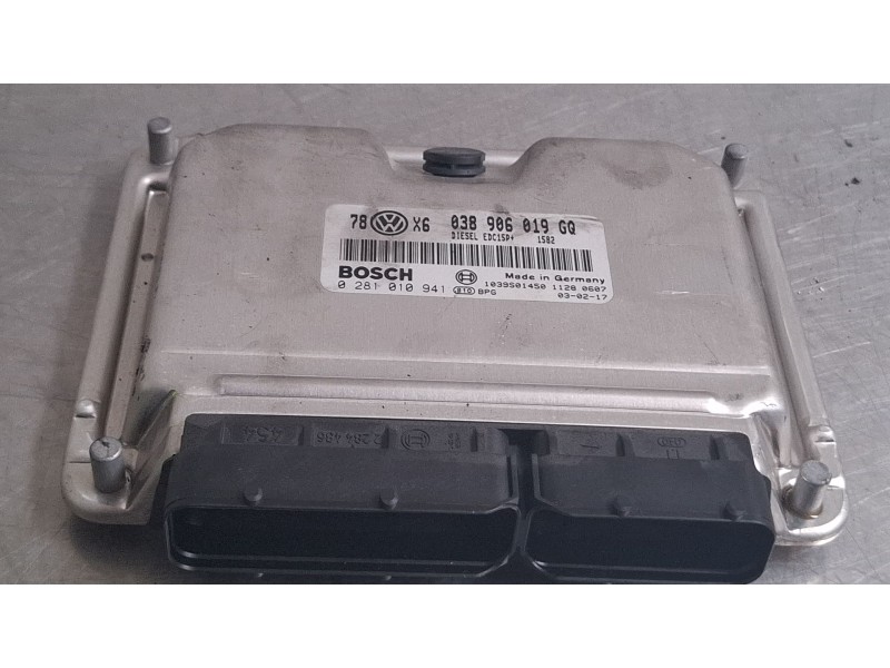 Recambio de centralita motor para volkswagen passat 1.9tdi 130cv 4p referencia OEM IAM 038906019GQ / 0281010941  