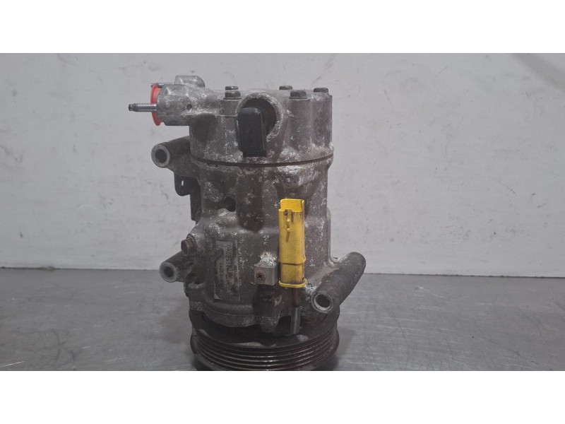 Recambio de compresor aire acondicionado para peugeot 308 referencia OEM IAM 9678656080  