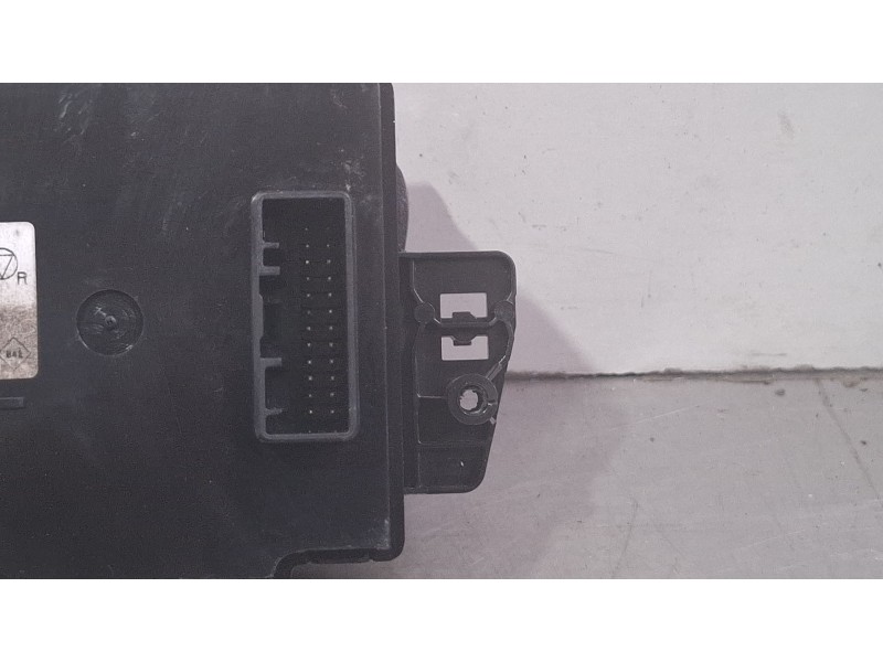 Recambio de mando climatizador para renault scenic referencia OEM IAM 275102769R  