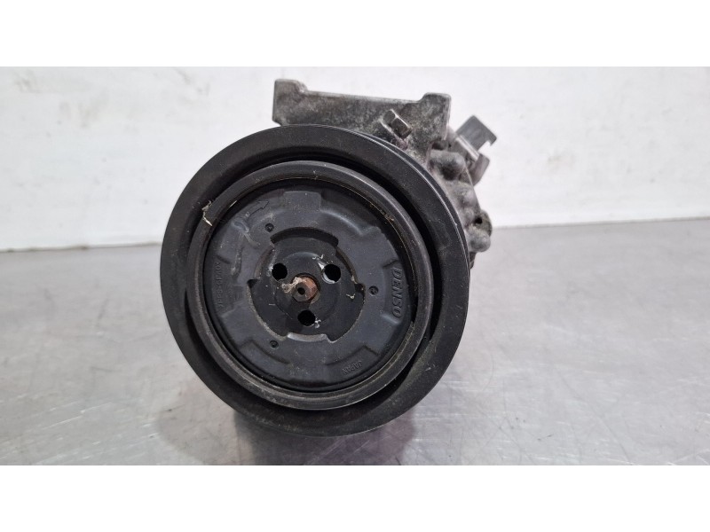 Recambio de compresor aire acondicionado para renault scenic referencia OEM IAM 8200958328  