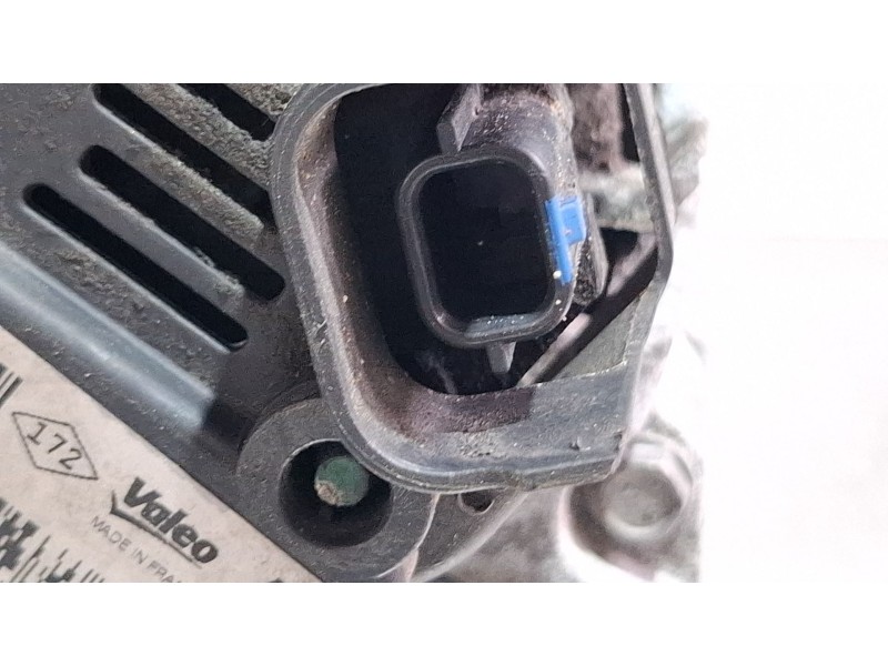 Recambio de alternador para renault scenic referencia OEM IAM 231007033R  