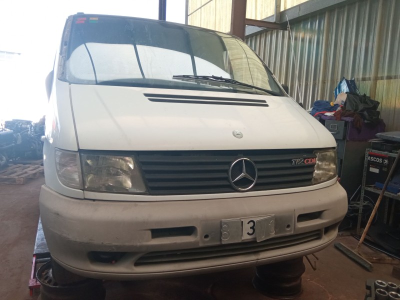 mercedes benz 112 del año 2002