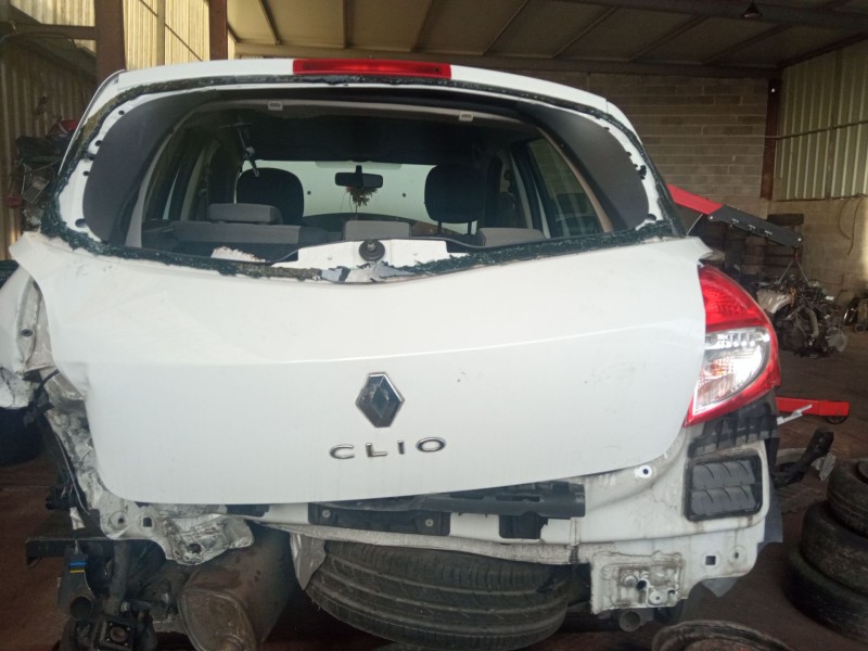 renault clio del año 2010