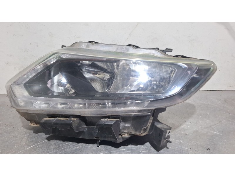 Recambio de faro delantero izquierdo para nissan x-trail iii (t32_, t32r, t32rr) 1.6 dci (t32) referencia OEM IAM   