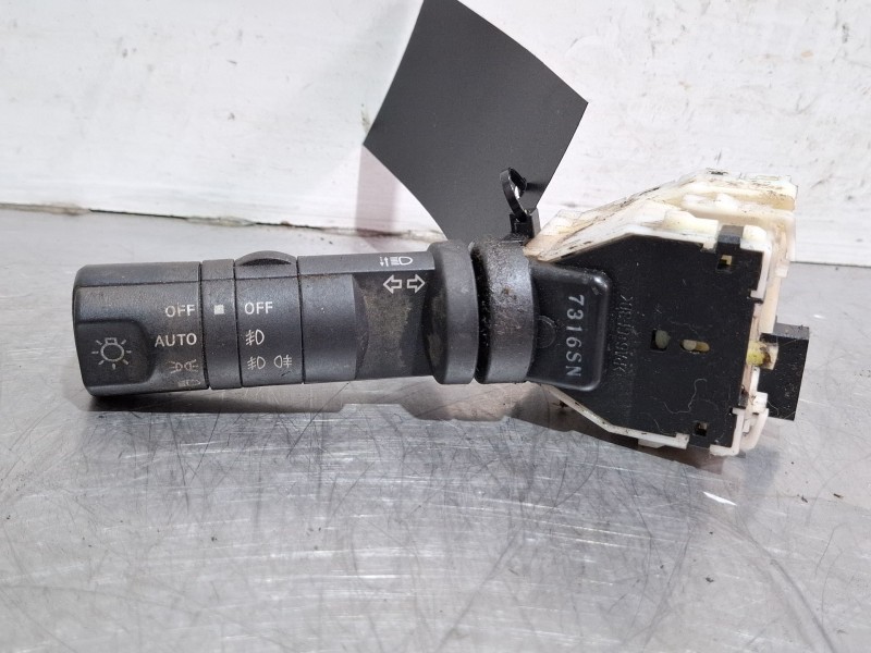 Recambio de mando luces para nissan pathfinder referencia OEM IAM 7316SN  