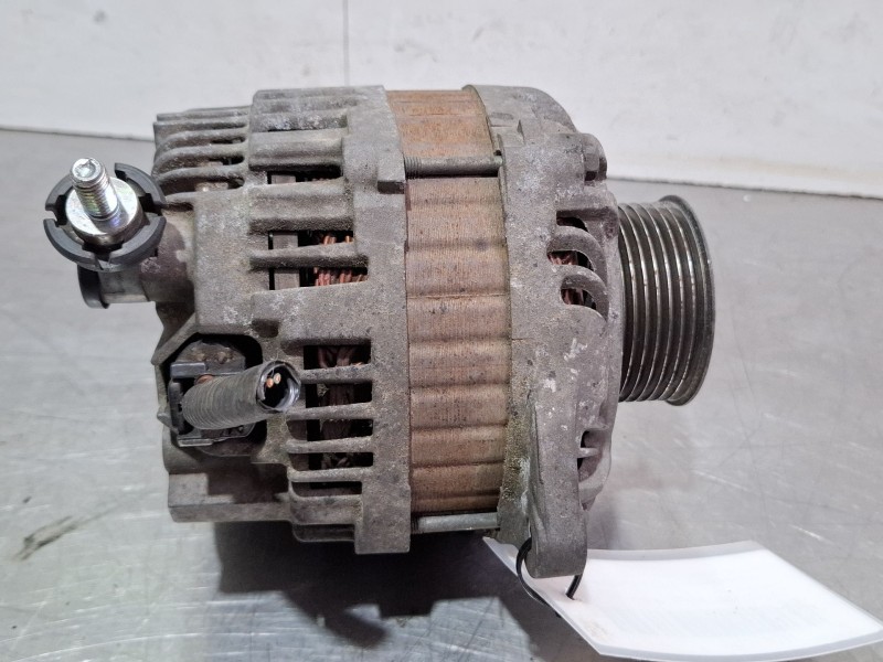 Recambio de alternador para nissan pathfinder referencia OEM IAM 23100EB315 / A3TJ0781ZE  