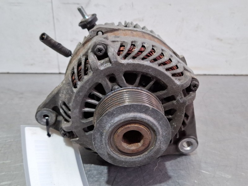 Recambio de alternador para nissan pathfinder referencia OEM IAM 23100EB315 / A3TJ0781ZE  