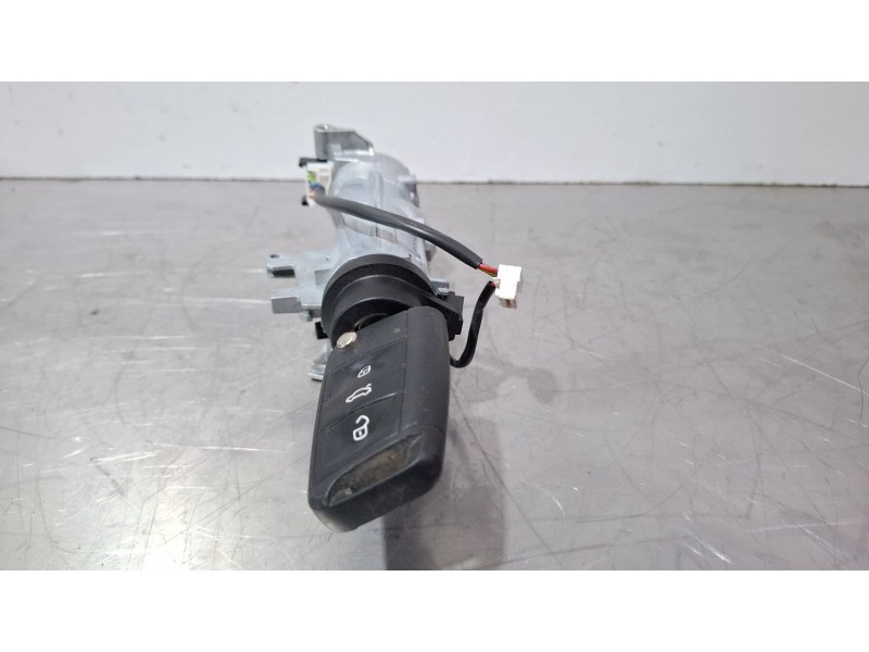 Recambio de conmutador de arranque para seat leon (5f1) 2.0 tdi referencia OEM IAM 5Q0905865  